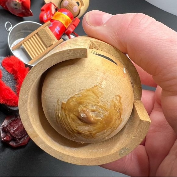 Miniature Japanese Dolls Ornaments Matches Lot Of Antique Charms Fan - Picture 8 of 11